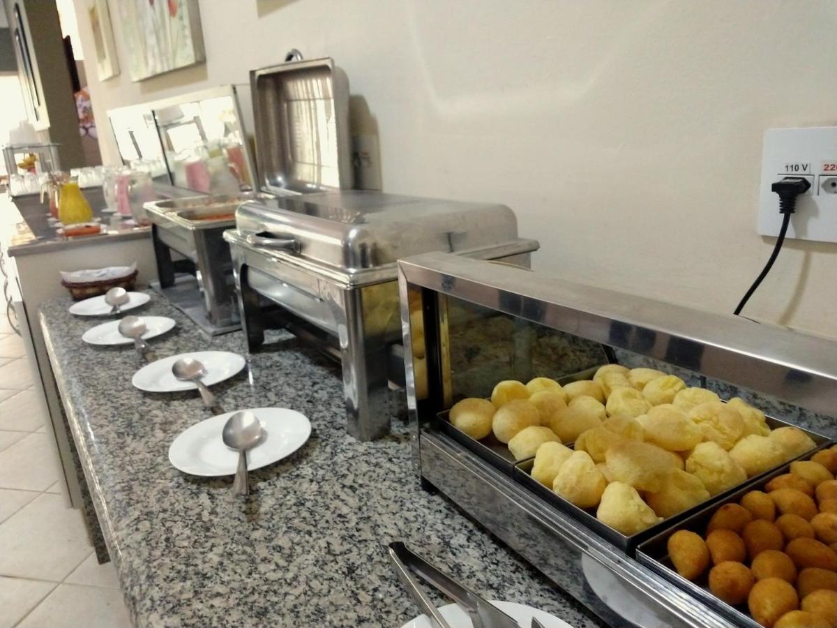 Hotel Santiago Lindóia Extérieur photo